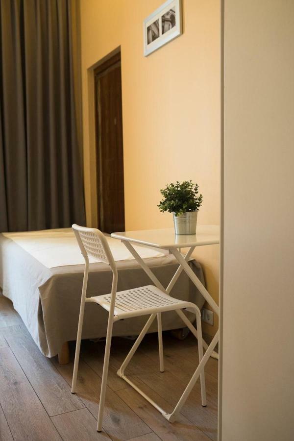 Pension 11 Apartments By Lorenc Berlino Esterno foto