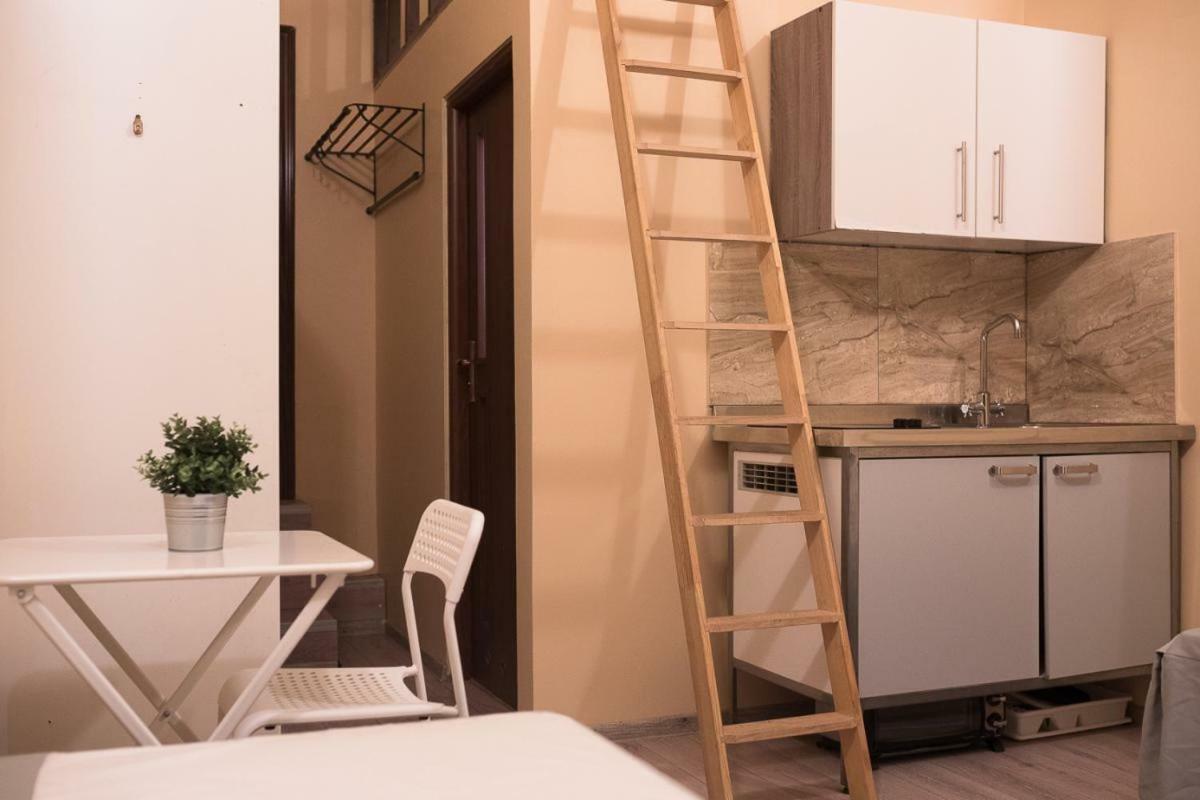 Pension 11 Apartments By Lorenc Berlino Esterno foto