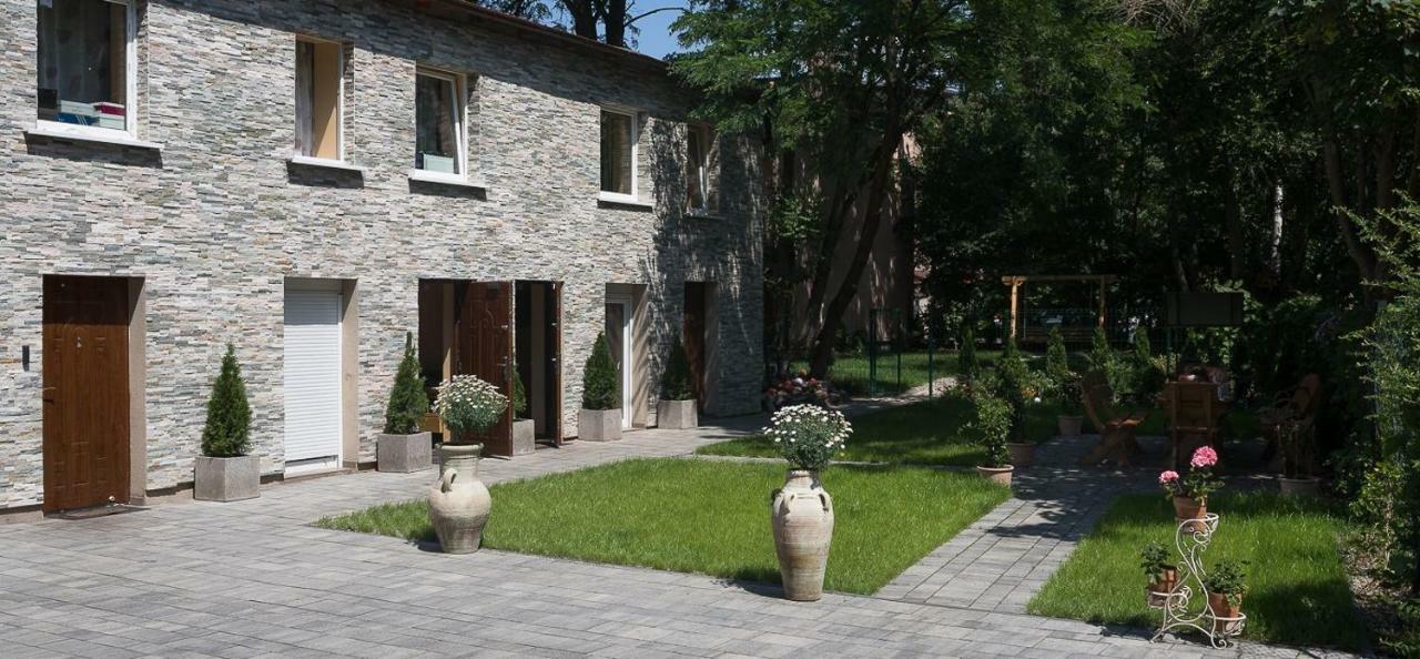 Pension 11 Apartments By Lorenc Berlino Esterno foto